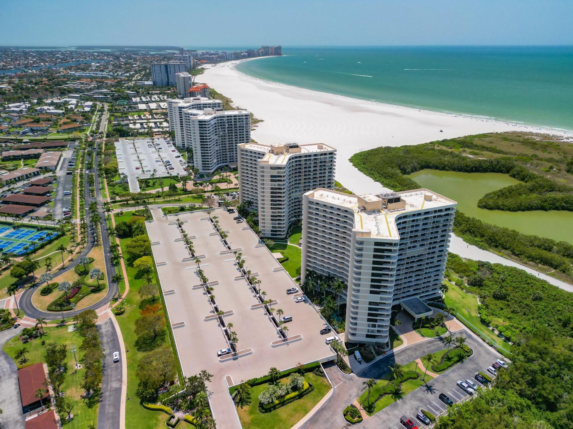 Beach Front Condo In Paradise Марко Айлънд Екстериор снимка